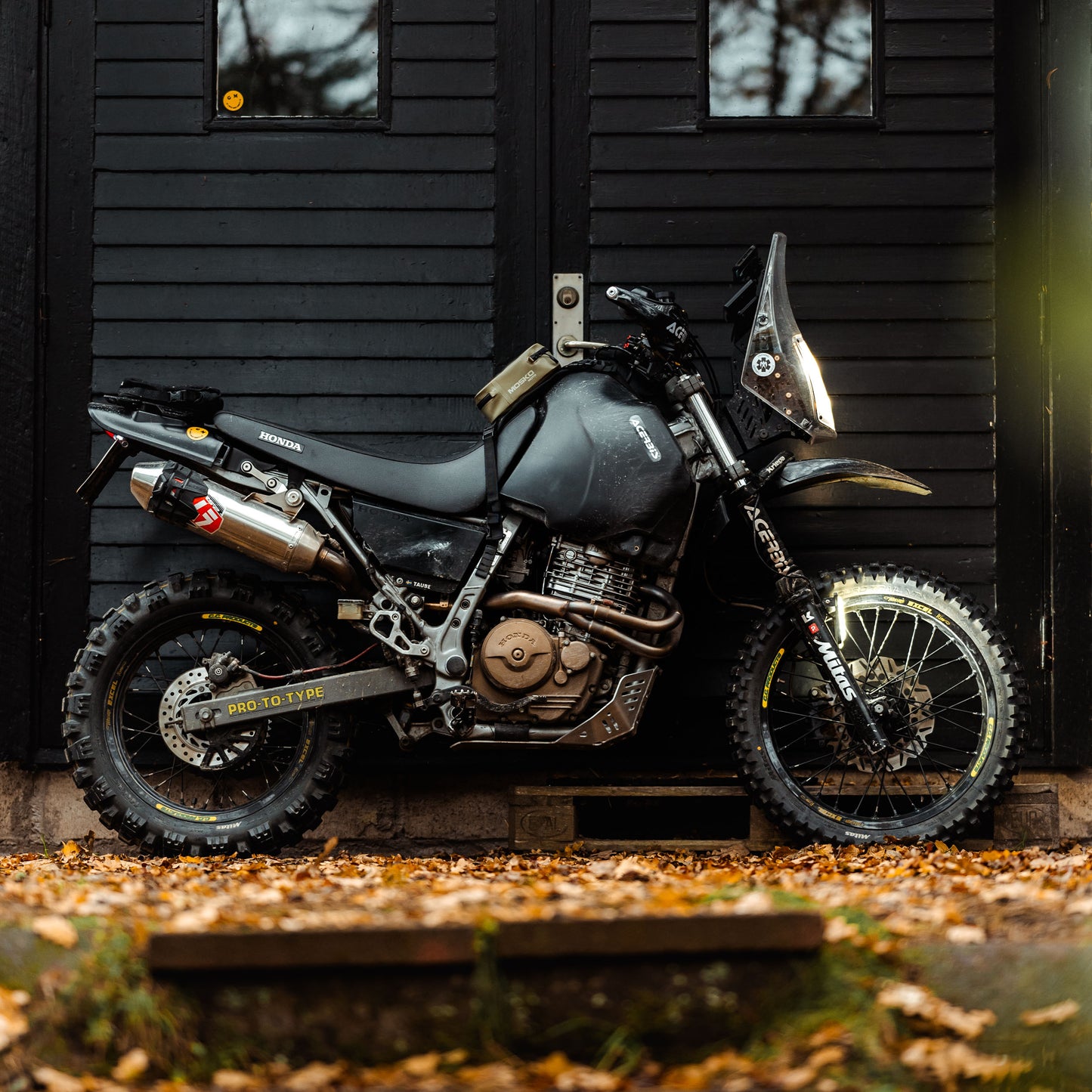 NX650 Luggage Anchor (RD08)