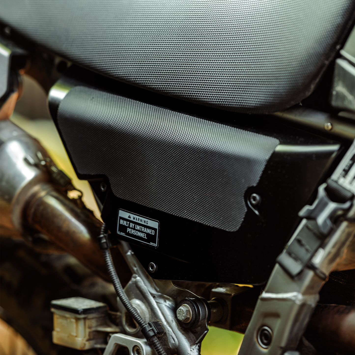 NX650 Battery Cover / Side Panel (RD08)